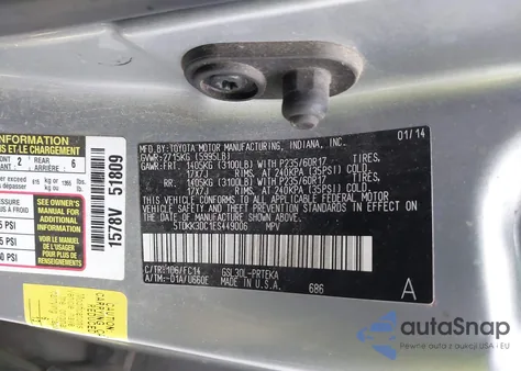 2014 Toyota Sienna Le V6 8 Passenger z USA, uszkodzony, nr VIN 5TDKK3DC1ES449006